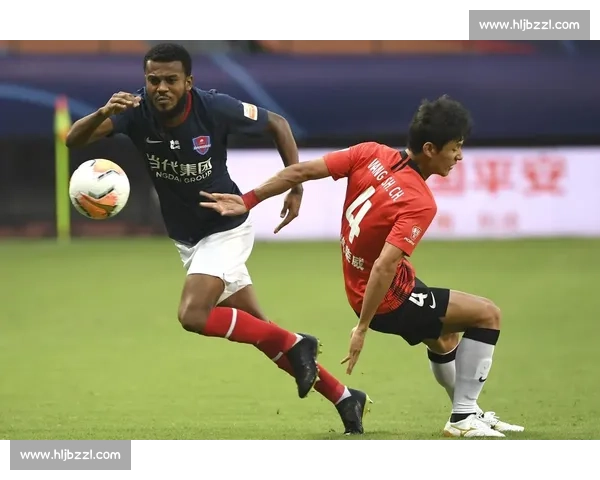 上港对阵重庆进球大战回顾攻防转换引爆全场激情赛场焦点精彩瞬间全解析